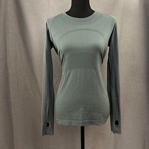 EUC lululemon Swiftly Tech Long Sleeve Shirt Size 8 Moss Green